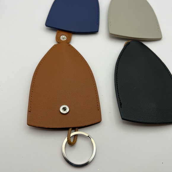 98-HTT New PU Leather Keychain Organizer Snap Close & Four Color Choices - Picture 4 of 12